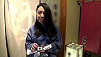 箱根温泉で見つけたお嬢さん タオル一枚男湯入ってみませんか？卒業祝い女子大生限定スペシャル！胸・ワキの下・お尻・股間･･･男性客に全身の敏感ポイントの湯しずくを舐め取ってもらう赤面必至の特別羞恥ミッション！！ サンプル画像7
