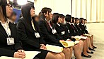 2017年度 ソフト・オン・デマンド入社式 新卒女子10名の全裸くっぱぁ決意表明 入社初日から同期の前で公開挿入！ 羞恥過激な新入社員研修編 サンプル画像2
