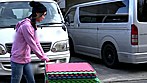 清楚なのになぜか漂うエロい噂×【真正中出しぜつりんバスツアー】ロケにて真相解明×一流女優さんと一緒になってぜつりん大乱交！！＝お披露目決定！ 制作部 入社1年目 AD 柳瀬久留美 実はスケベで“グッときた女子社員”のみをお届け File:3 サンプル画像3