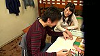 コンドームなしのエッチな状況になったらどうなるのかをモニタリング 高学歴女子大生家庭教師が童貞浪人生の勃起パンツから目が離せず頬を赤らめ思わずパンツにシミを作ったら心優しく筆下ろしをしてくれるのか？！･･･結果「中はダメだよ･･･」と言いつつも抜かずの連続中出し11発射！ サンプル画像14