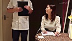 “女の亀頭”と言われるマル秘スポット「カリナ」を刺激する絶頂エステで大量潮吹き！限界突破の激イキに火が付いた素人娘はそのままチ○ポを擦り付けられても挿入を拒めない！？ サンプル画像1
