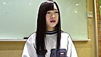 白瀬ななみ ココで姦（ハメ）ちゃ無理！！ つけねらい密着 声の出せない状況でいきなりAV撮影！ 声我慢SEX4本番 サンプル画像1