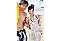 ビーチで見つけたラブラブカップル限定 海の家の無料エステ体験で愛しい彼女を彼氏の50cm隣で寝取ります！！ サンプル画像2