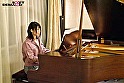 先生を目指して毎日勉強中！でも、こっそりAVを見てエッチの勉強もしてました･･･むっつり文学美少女がFカップおっぱいをさらけ出しAV Debut 古賀まつな サンプル画像9