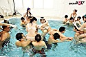 SOD女子社員 巨乳水泳大会2021 おっぱいが大きいピチピチ食べごろ社員が大集合！12名全員の赤面SEXも収録した真夏の特大 8時間SP！ - Image 9