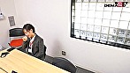 SOD入社2年目（当時）浅井心晴 日頃の感謝を込めて、カメラ片手にユーザー様のお宅へ中出しOK訪問！ ～中出し解禁前にお客様に中出しをOKしてしまっていた、浅井心晴初中出しとなるお蔵入り映像～ - Image 11