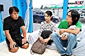 マジックミラー号 優しい子持ちのママにこっそりデカチンを見せつけて 素股で擦りつけて育児でレス気味の欲求不満オ〇ンコに旦那の目の前でヌルっと生挿入 産後の柔らかい膣穴が気持ち良すぎて中出し不倫SEX