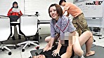 マ○コまる出し！半裸AD羞恥業務 SOD女子社員 制作部 新田好実 - Image 13