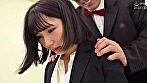 羞恥新卒美少女を裸にして尻穴と膣穴の奥まで視姦する「セクハラ圧迫面接」危険日に中出しされたのに不採用にされ号泣！ 2023春 由良かな