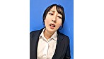 ここで撮影した写真を貼れば絶対合格するというピストンバイブ証明写真ボックス リクルートスーツの女子大生がどんなに突かれても笑顔をキープ 来訪者S.Mさん 画像1