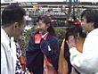 女子大生＆OL突撃土下座ナンパⅣ - Image 1