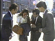 追跡FUCK！！日本橋土下座人妻ナンパ16 - Image 7