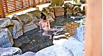露天風呂でのオナニー見つかる 画像1