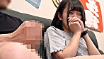 高学歴な女子大生が初めてのオナニー鑑賞！ほぼゼロ距離でのASMR的シコシコ音とビンビン肉棒に赤面するも、先っぽから溢れる我慢汁の匂いで膣キュン！「もう我慢できないです･･･！」と涎を垂らしながらしゃぶりついてきたので、びっちょびちょになるまで焦らして生挿入しちゃいました！ サンプル画像21