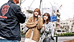 友だち同士の素人美少女2人が男を●して狂わせる拘束スイートルーム！？初めてのハーレム痴女プレイでM男くんいじめ！身動き取れないデカチンをヌいてヌいてイカせまくる！ - Image 4