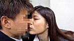 新社会人と同行営業中の二人に意識調査！？プライベートに問題ありの男性後輩！女性経験なしのカミングアウトに先輩女性が謝礼の為にキス！フェラ！素股！と謝礼もレベルアップ！？「ちょっと入ってるから！！」