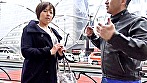 話をするだけで謝礼が出ると聞いていたのに･･･いきなり乳輪を見る会に！旦那に剃られて伸びかけのパイパンマ〇コが恥ずかしい奥さんは電マで責められFカップ乳を揺らしてお漏らし！！！