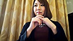 お酒が入って迫られたら拒否する自信ありません！？旦那とはセックスレスで欲求不満な奥様に不倫願望をインタビュー！拒みながらもエロスイッチONで連続イキに溺れる女の痴態！