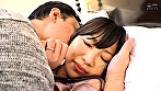 不倫願望のある不貞妻を強引に押し倒しキスの嵐！不倫を妄想するだけあってエロスイッチは早く･･･敏感乳首とあそこが気持ち良過ぎてカラダを震わせ仰け反り連続イキ！