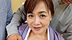 和服の似合うメガトン級爆乳熟女が初のAV出演！3Pで両方の乳首を舐められ感じたマ〇コは大洪水！快感に溺れた変態淫乱熟女絶頂交尾！