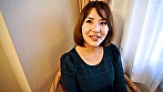 結婚3年目の奥さんは仲はいいけどSEXは月1～2回と欲求不満。不倫願望がある奥さんをホテルに連れ込み即SEX