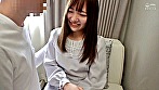 ナンパ待ちの一人で上京したての人妻さんを狙ってナンパ！お酒を飲ませてほろ酔い気分でホテルでハメ撮りSEX！ 画像1