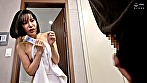 上司のホテルの部屋で･･･突然お風呂上りの韓国女性のバスタオルがポロリ！エロい状況にチ〇ポはガチガチフル勃起！