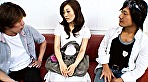 街行く素敵な奥様に声を掛け深夜番組のエッチなインタビューと騙して連れ込み謝礼金も出るので下着も見せて･･･なし崩し的に2本のチ〇ポで完堕ちSEX