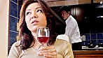 性欲が抑えられないボクの母はボクのチ〇ポを引きずりだし「これが欲しいの」としゃぶりつく欲求不満の淫乱母さんです！