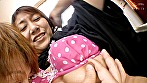 ピンクのパンティが見えるミニスカの色っぽい熟女さんの初撮りAV！欲求不満の糸引きマ〇コの快楽SEX！