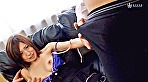 高身長モデル体型の奥様をインタビューに協力をと誘い込みエロ質問！？旦那さんとの営みは3か月に1回位とちょっと欲求不満！？なし崩し的にボディタッチで感じてしまう敏感な奥様と3P中出しSEX