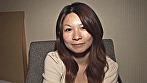 最近、旦那が冷たい･･･。だったら今日は温まって帰りましょ！色白で巨乳の若妻さんを温めるべく道具を駆使して身体をほぐしたら熱い肉棒で幸せ中出しSEX！ 画像1