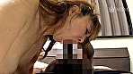 巨躯な黒人男性にナンパされた熟女は･･･顔程の大きさのデカマラの挿入に快楽沼にハマりイキ狂う！ 画像3