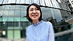良妻賢母な雰囲気の上品な美熟女がまさかのAV出演！久々のSEXにオンナの悦びを求めて痴態を晒してイキまくる！ 画像1