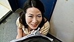 ミニスカと胸元を見せつけ男性を誘惑する隣の奥さん！思わず勃起した肉棒が見つかりそのまま玄関先で痴女責めSEX！ 画像1