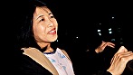 青森から若い男とセックスしたくて上京して来たむっつり熟女！若い肉棒の前ではドスケベ女に豹変！ - Image 1
