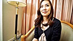 清楚で品の良さそうな美人奥様をナンパ！激しく責められたいと女盛りの感度抜群の肉体を震わせ絶叫潮吹きのド派手SEX！ - Image 1