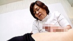 地方在住の純朴なおばさんも、やっぱりセックスがしたい！AVメーカーに応募した昭和熟女の淫乱SEX！ 画像1