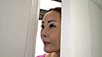 デカ過ぎる義理の倅の男根の虜になる義母･･･夫では味わえない濃厚性交の沼に嵌る！ 画像1