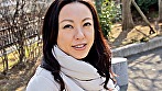 8年間、男性経験なしの濃いめの美人顔のバツイチ熟女さん。オンナの悦びと潤いを求めてAV出演！性欲発散の激ピスSEX！ 画像1