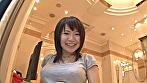 145cmのミニマムボディにGカップのド迫力！！欲しがるアソコに極太肉棒をねじ込みセックス！ 画像1