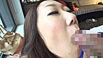 名器妻発見！！地元では不倫なんて絶対できない人妻さんが旅行先でする事は･･･もちろんオトコ漁り。バツグンの腹筋を魅せて、知らない土地で知らない男と未経験のセックスを堪能 画像5