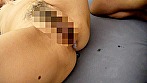 シーン10：緊張と興奮で乳首を勃起させる素人熟女！初撮りAVでお漏らし中出しセックス！