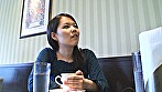 シーン1：ナンパされたらウキウキが止まらない人妻さん！ホテルで即ハメ！生中出し