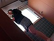 おしっこ我慢の限界 トイレに間に合わず途中で悶絶失態おもらし盗撮 サンプル画像14