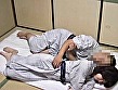 不倫温泉旅行 チ○コが挿入されたとたんに絶叫悶絶する超敏感ドM妻 サンプル画像1