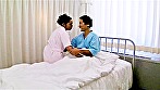 他の患者さんには内緒だよ？欲求不満そうな巨乳ナースに援○持ちかけたら恥じらいながらOKしてくれた サンプル画像1