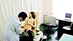 あどけなさの残る少●に陰部を露出するなりすまし医療従事者盗撮 11 サンプル画像4