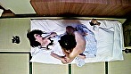 出張マッサージのおばちゃんにチ●コを見せつけ中出し！ 10