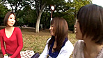 ヤレる女の見分け方 ～公園でランチを楽しんでいる人妻はヤレる～ サンプル画像3